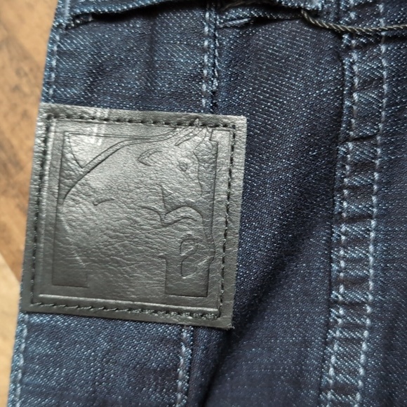 *NWT* Red Bull Distribution Co. Denim Relaxed Taper Size 32x32 In Dark Wash - Picture 9 of 13